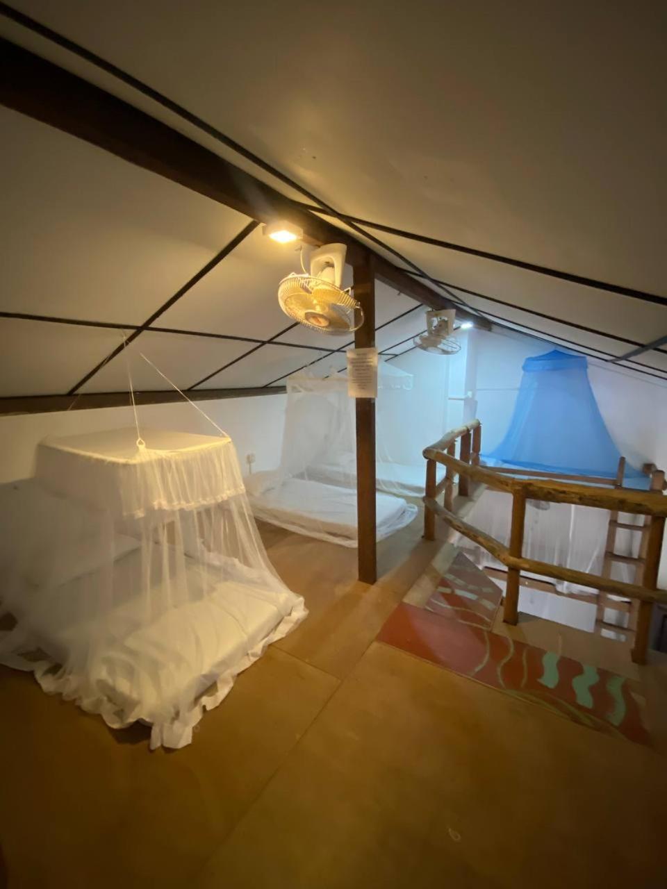 Pearl Villa Rooms And Hostel 乌纳瓦图纳 外观 照片