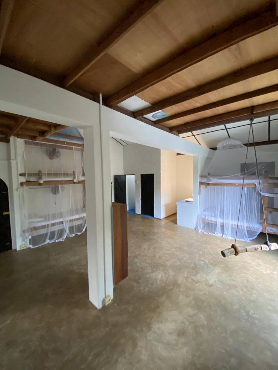 Pearl Villa Rooms And Hostel 乌纳瓦图纳 外观 照片