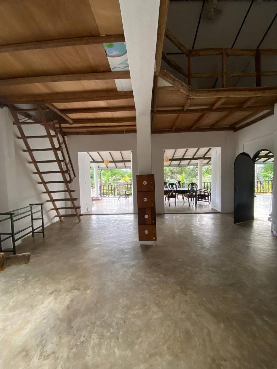 Pearl Villa Rooms And Hostel 乌纳瓦图纳 外观 照片